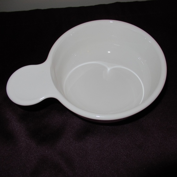 Corning Grab It 15 oz. Individual white Casserole - Picture 1 of 10